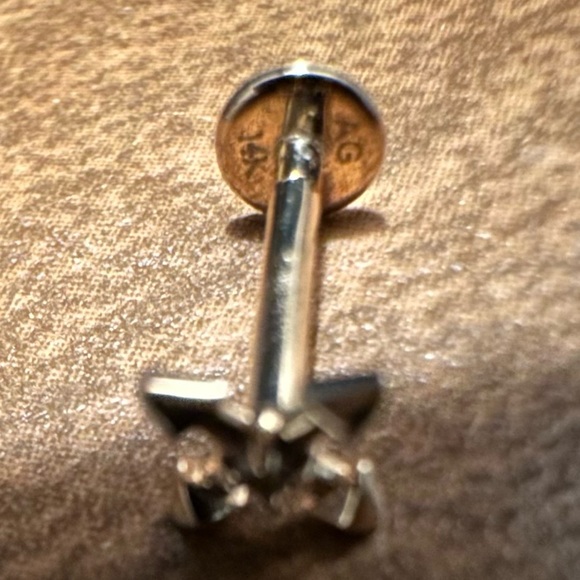 Aurelie Gi LIESE Diamond Compass Single Earring - Picture 4 of 5